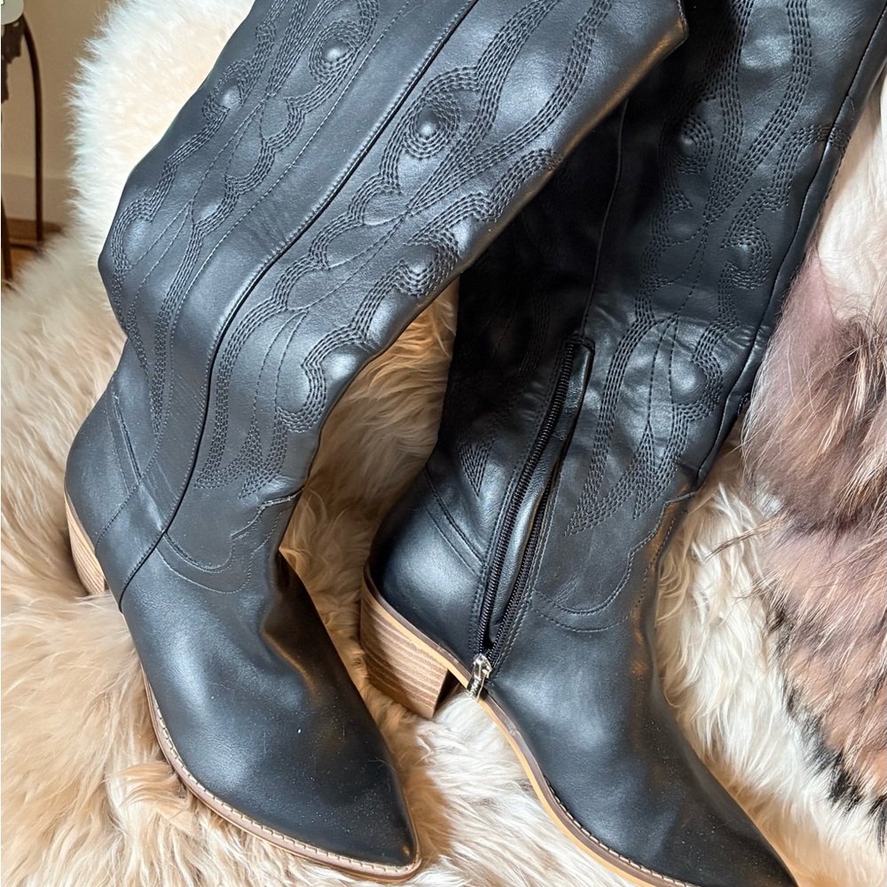 Black Western Boots - Low Heel, Zip, Super Comfy